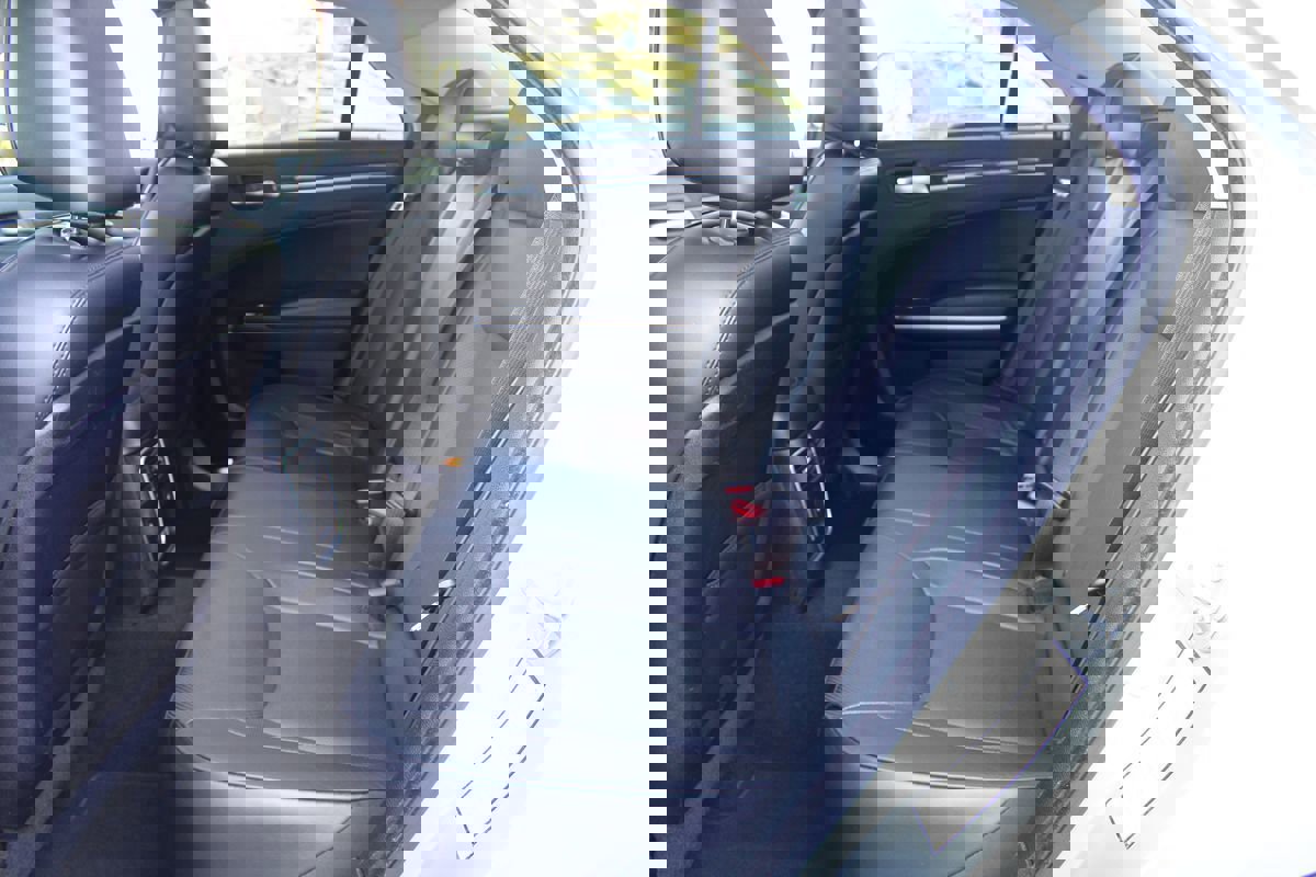 Used 2020 Chrysler 300 Limited image 22