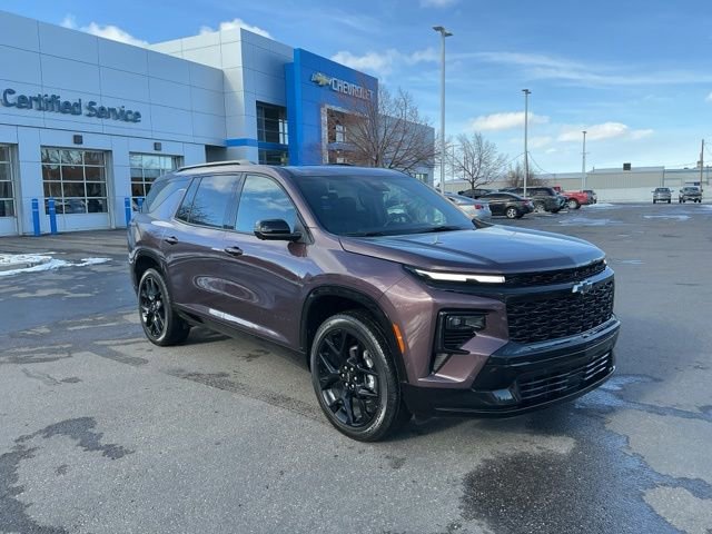 Used 2024 Chevrolet Traverse RS w/ LPO, Floor Liner Package image 1
