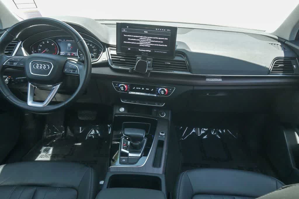 Used 2021 Audi Q5 Premium w/ Convenience Package image 12