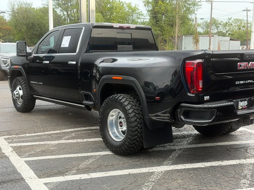 Used 2023 GMC Sierra 3500 Denali w/ Denali Ultimate Package AWD/4WD image 8