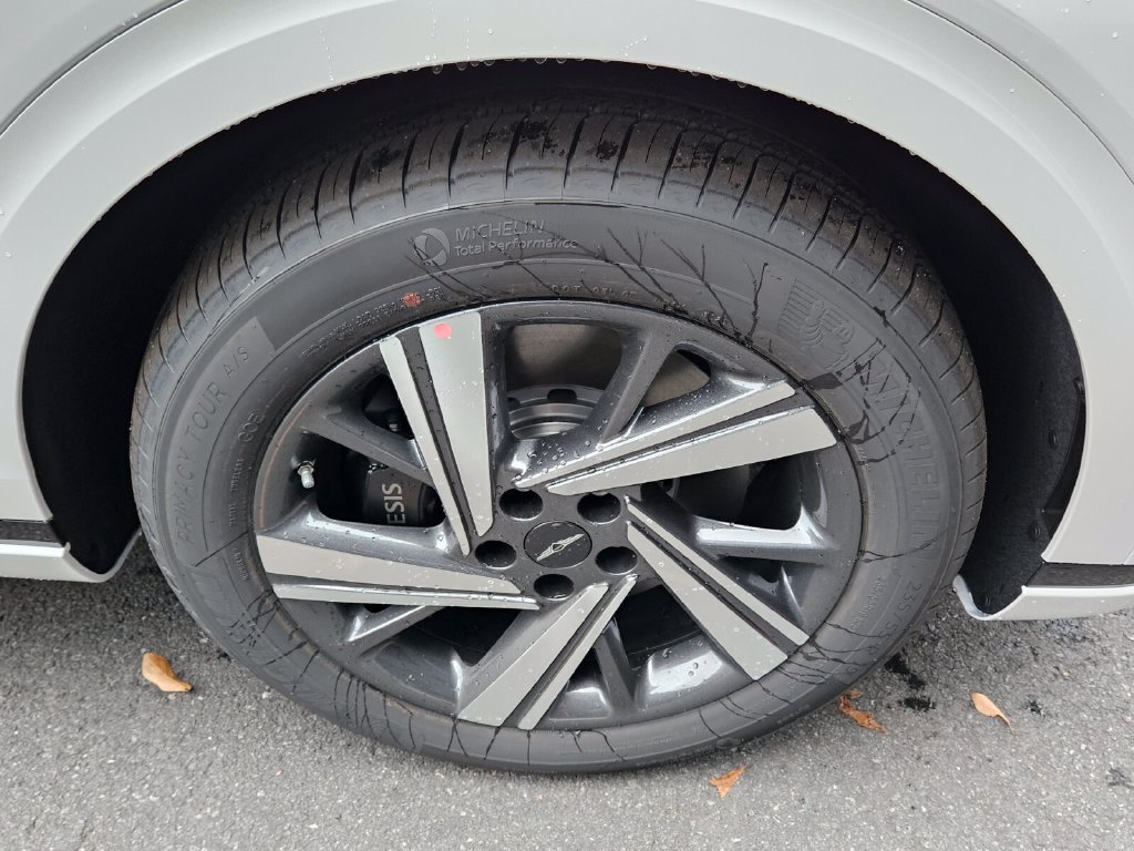 New 2026 Genesis GV70 3.5T Sport Advanced AWD/4WD image 9