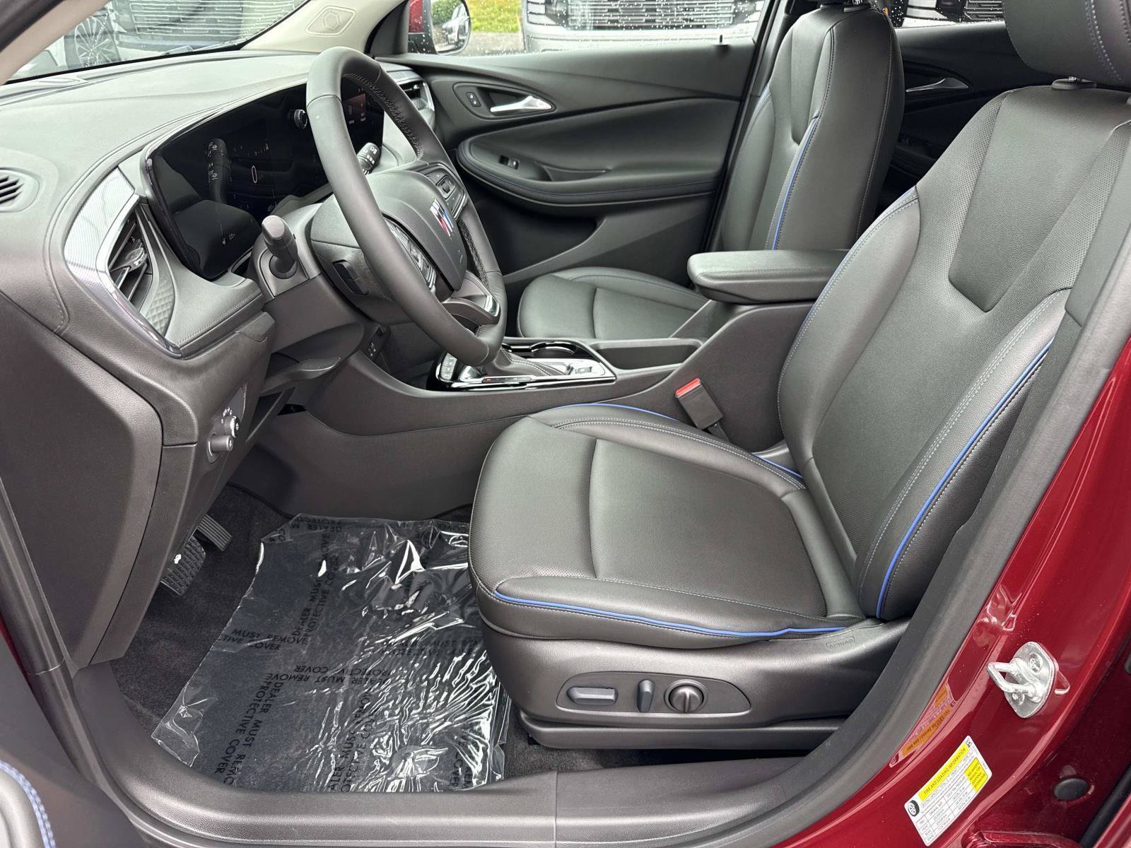 Used 2025 Buick Encore GX Sport Touring w/ Comfort Package AWD/4WD image 24