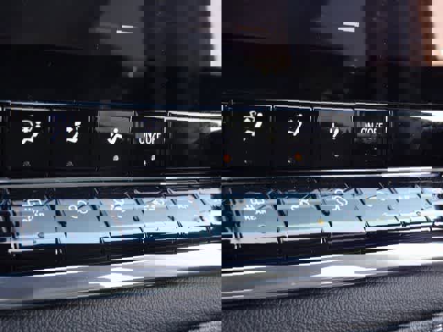 Used 2024 Chevrolet Colorado LT w/ LT Convenience Package image 24