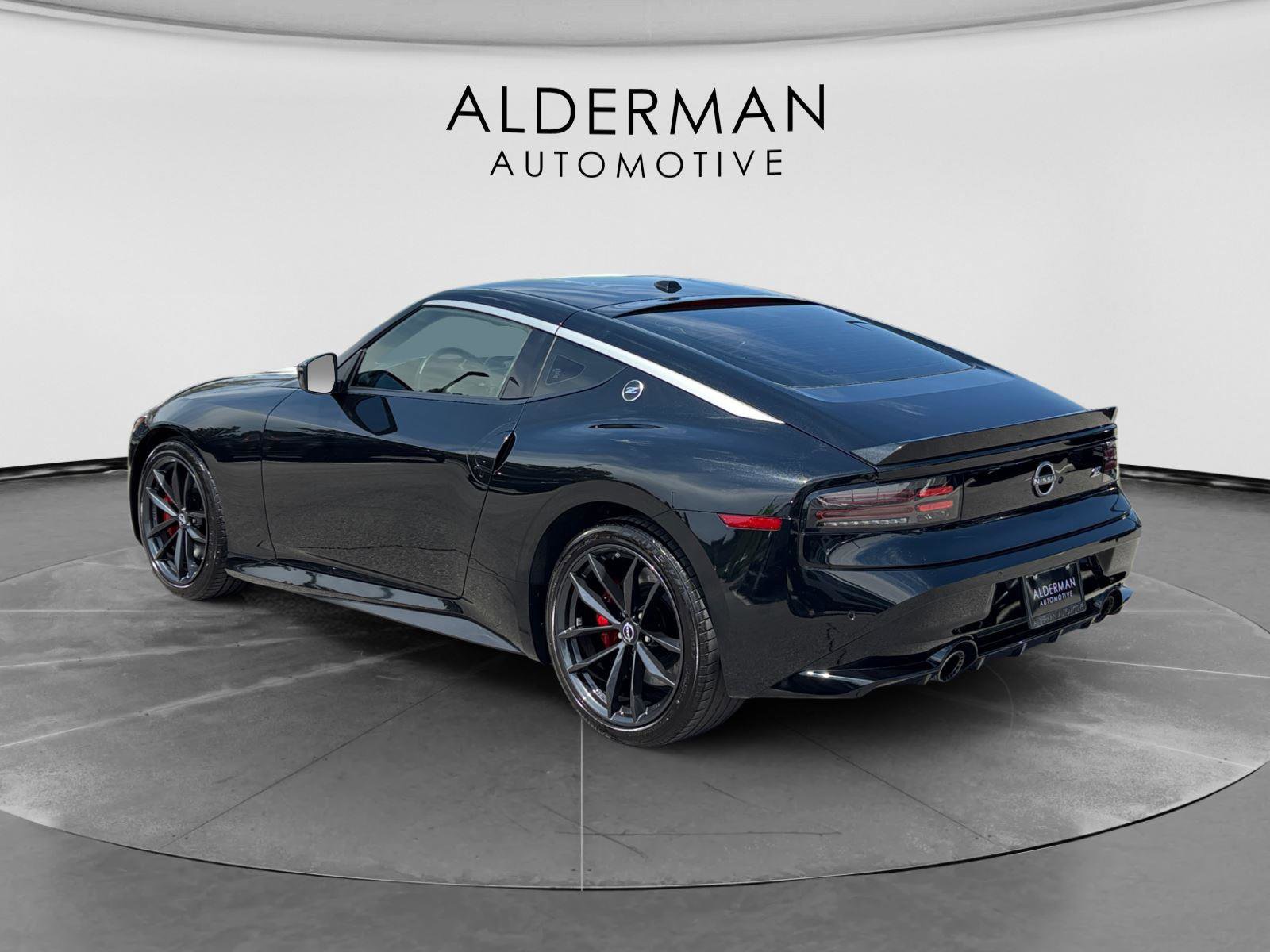 Used 2024 Nissan Z Performance w/ Floor Mat Package RWD image 3