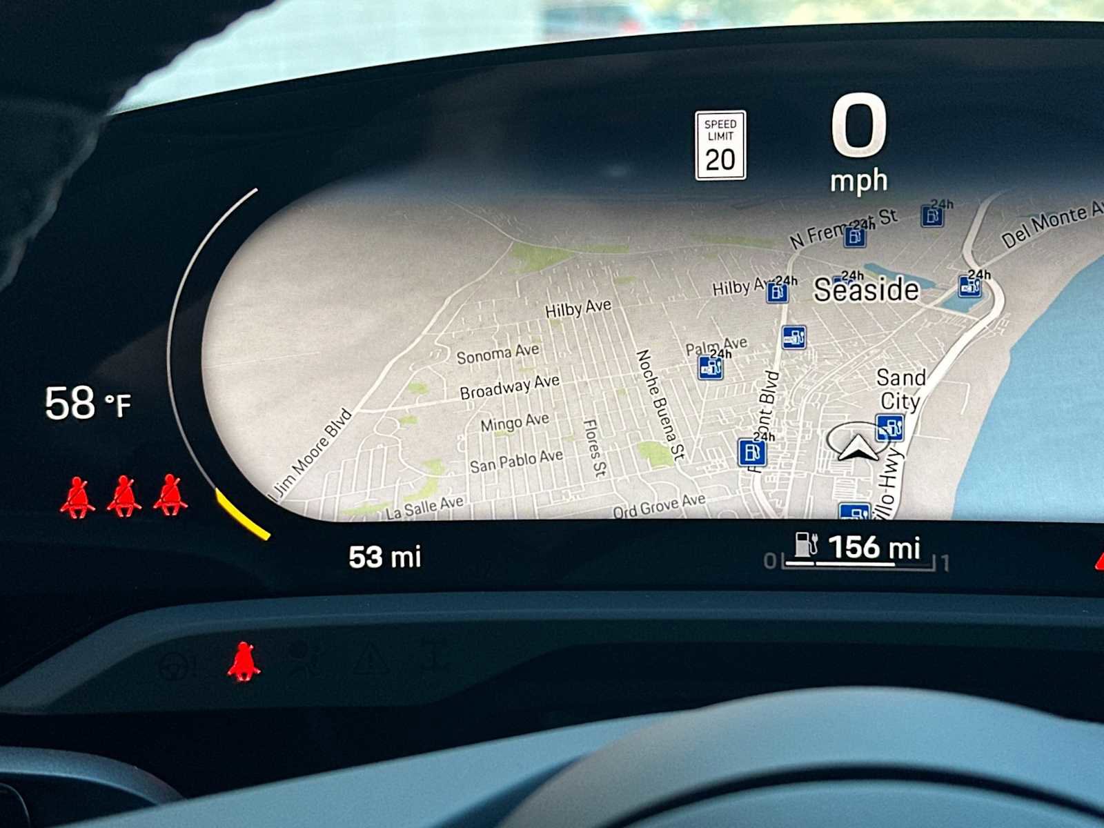 Used 2024 Porsche Taycan 4S image 25