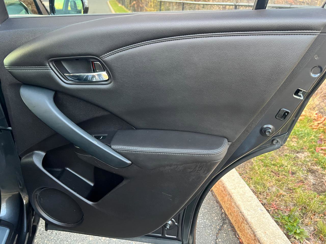 Used 2016 Acura RDX AWD w/ Technology Package image 13