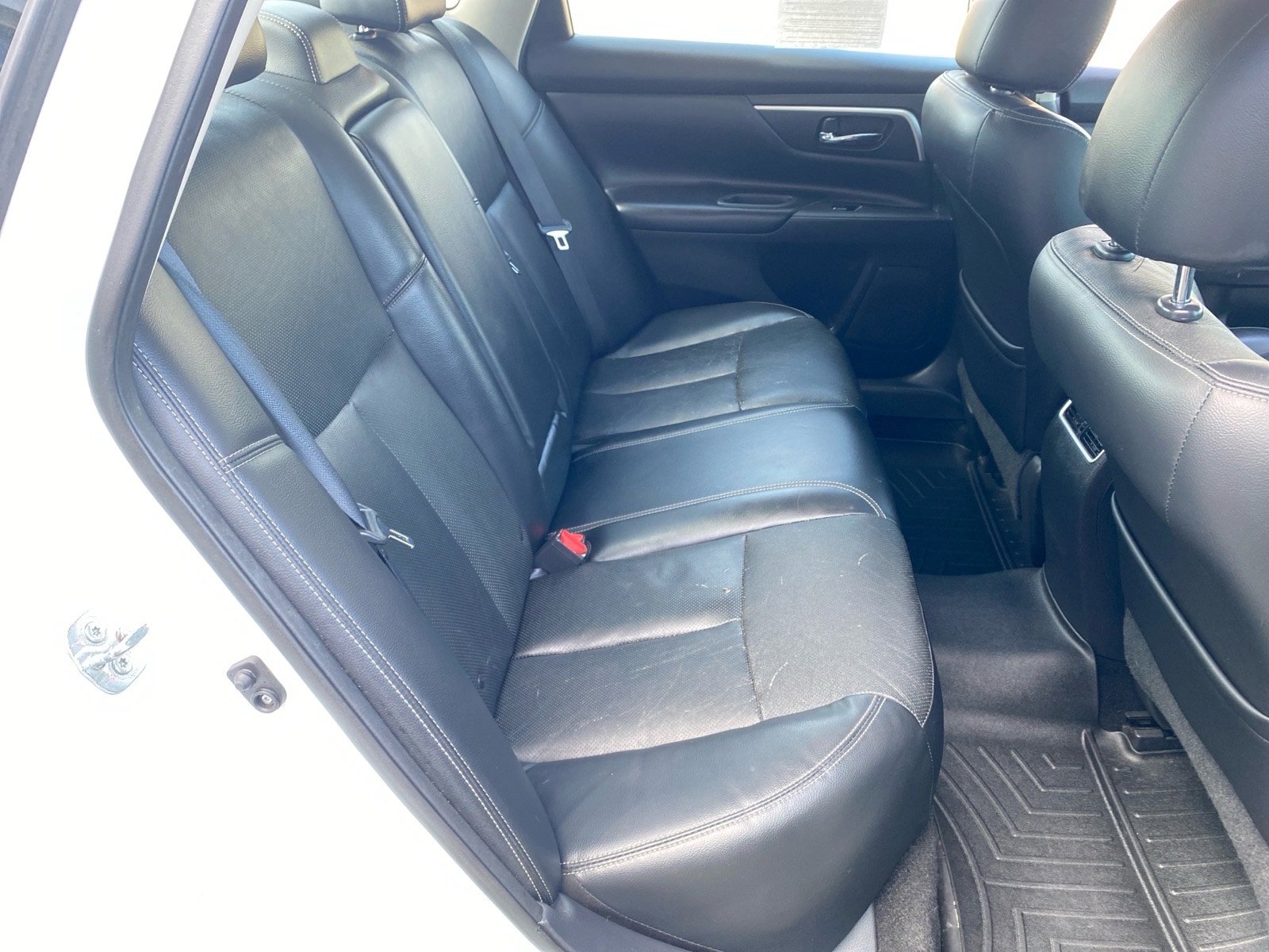 Used 2016 Nissan Altima 3.5 SL FWD image 26