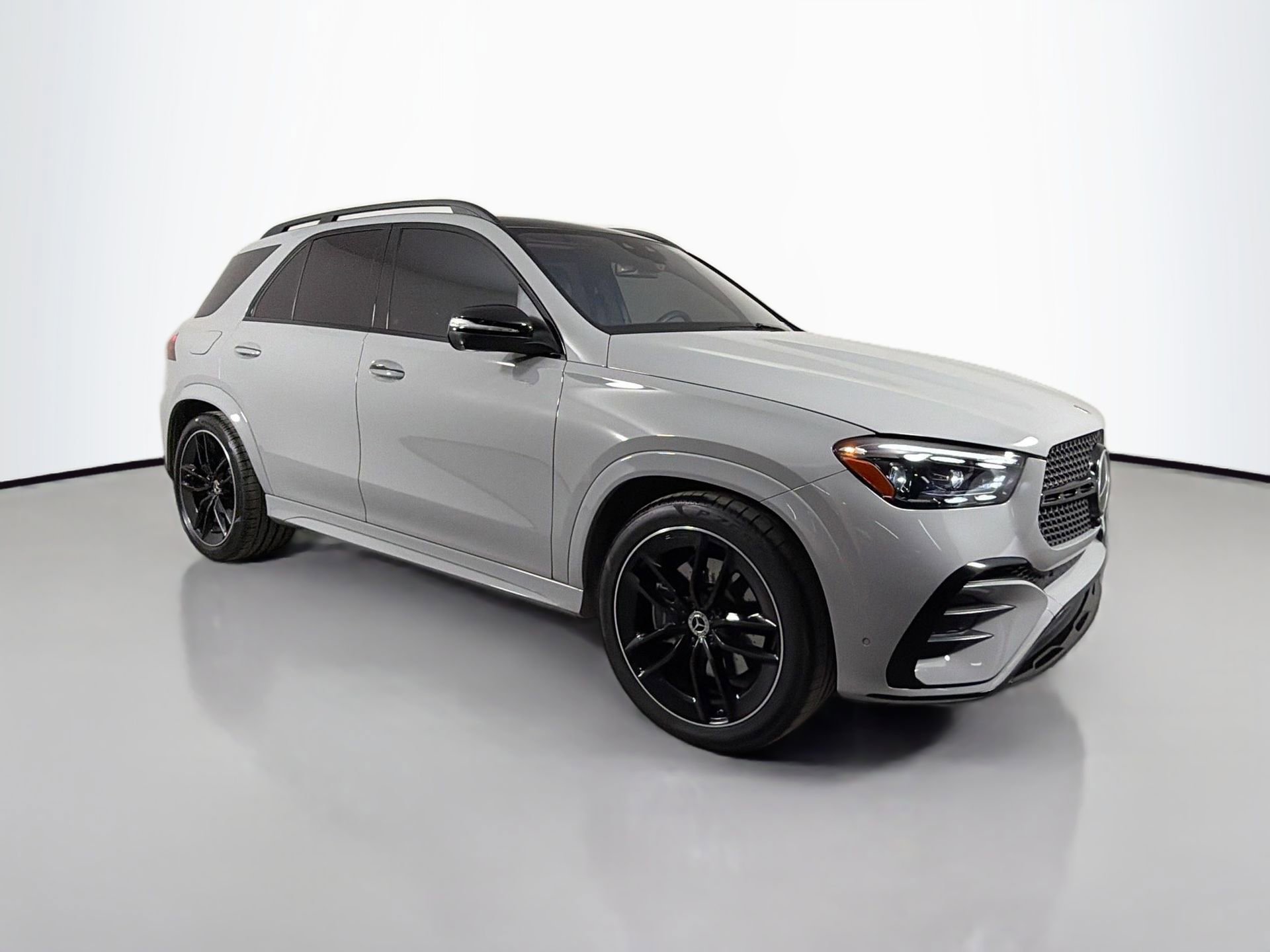 Used 2024 Mercedes-Benz GLE 580 4MATIC image 4