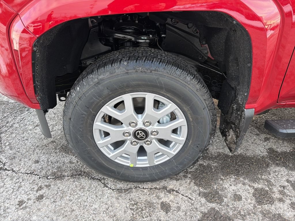 Used 2026 Toyota Tacoma SR5 AWD/4WD image 7