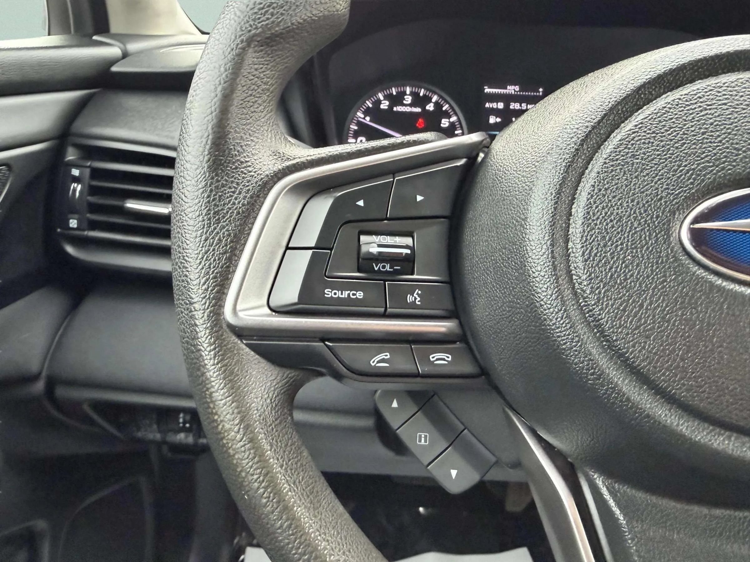 Used 2020 Subaru Outback AWD/4WD image 29