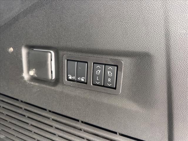 New 2026 GMC Yukon XL Denali w/ Sun & Power Step Package image 35