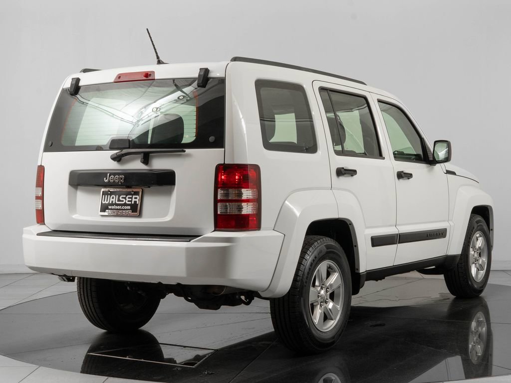 Used 2012 Jeep Liberty Sport RWD image 10
