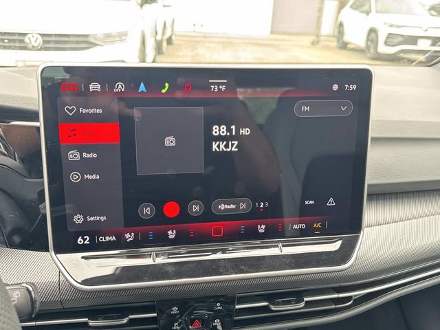 New 2026 Volkswagen GTI SE FWD image 20