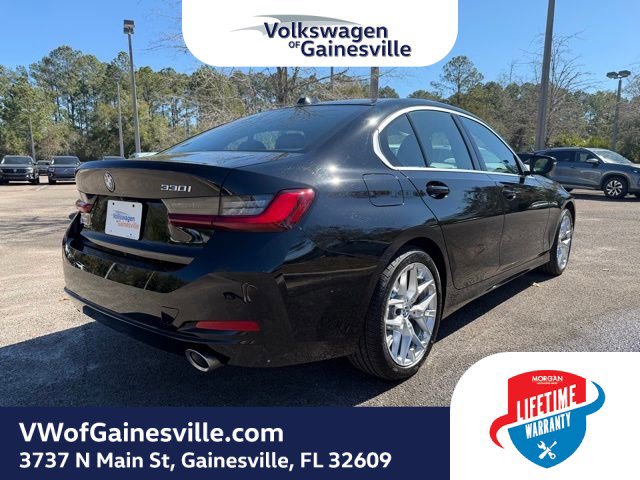 Used 2025 BMW 330i Sedan w/ Convenience Package image 6