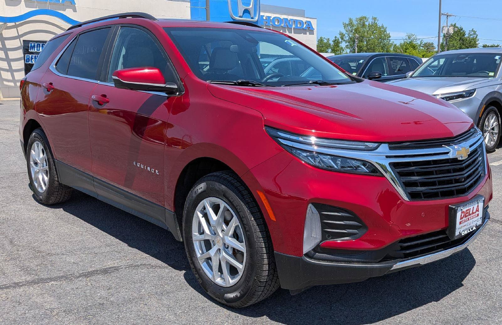 Used 2023 Chevrolet Equinox LT AWD/4WD image 5
