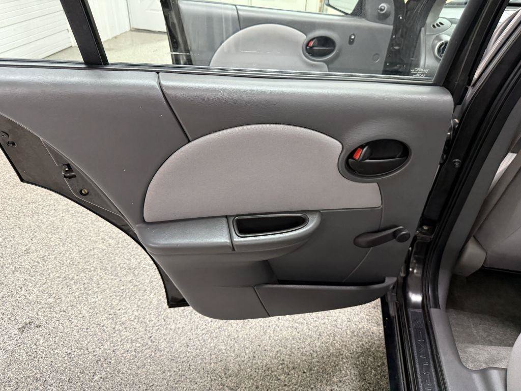 Used 2006 Saturn ION Level 2 FWD image 19