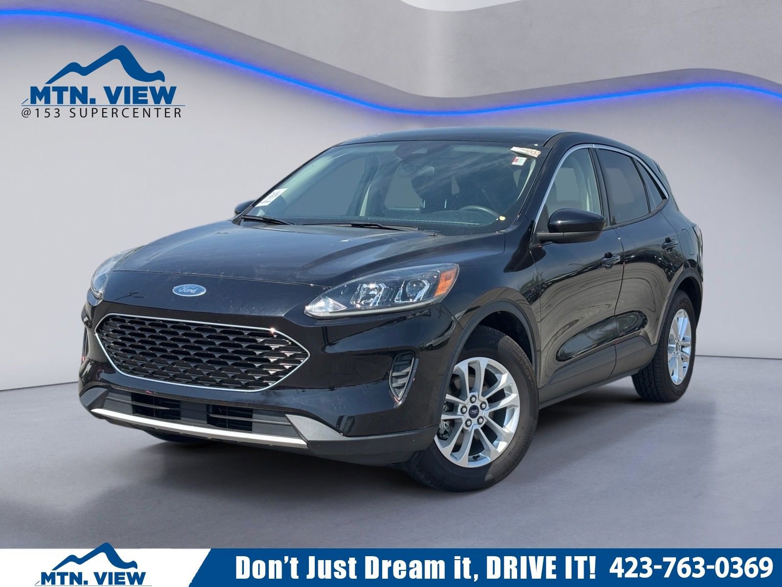 Used 2020 Ford Escape SE image 1