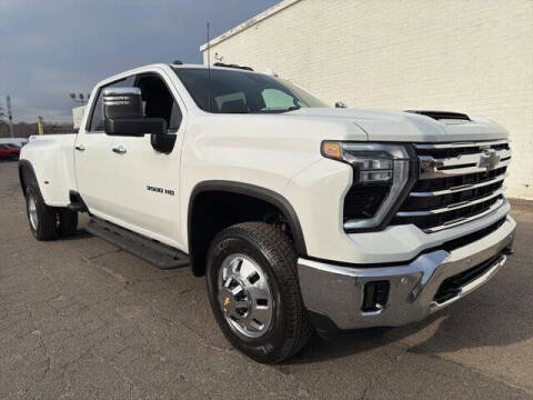 New 2026 Chevrolet Silverado 3500 LTZ w/ LTZ Convenience Package image 10