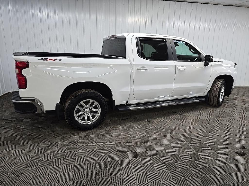 Used 2021 Chevrolet Silverado 1500 LT w/ Bed Protection Package image 3