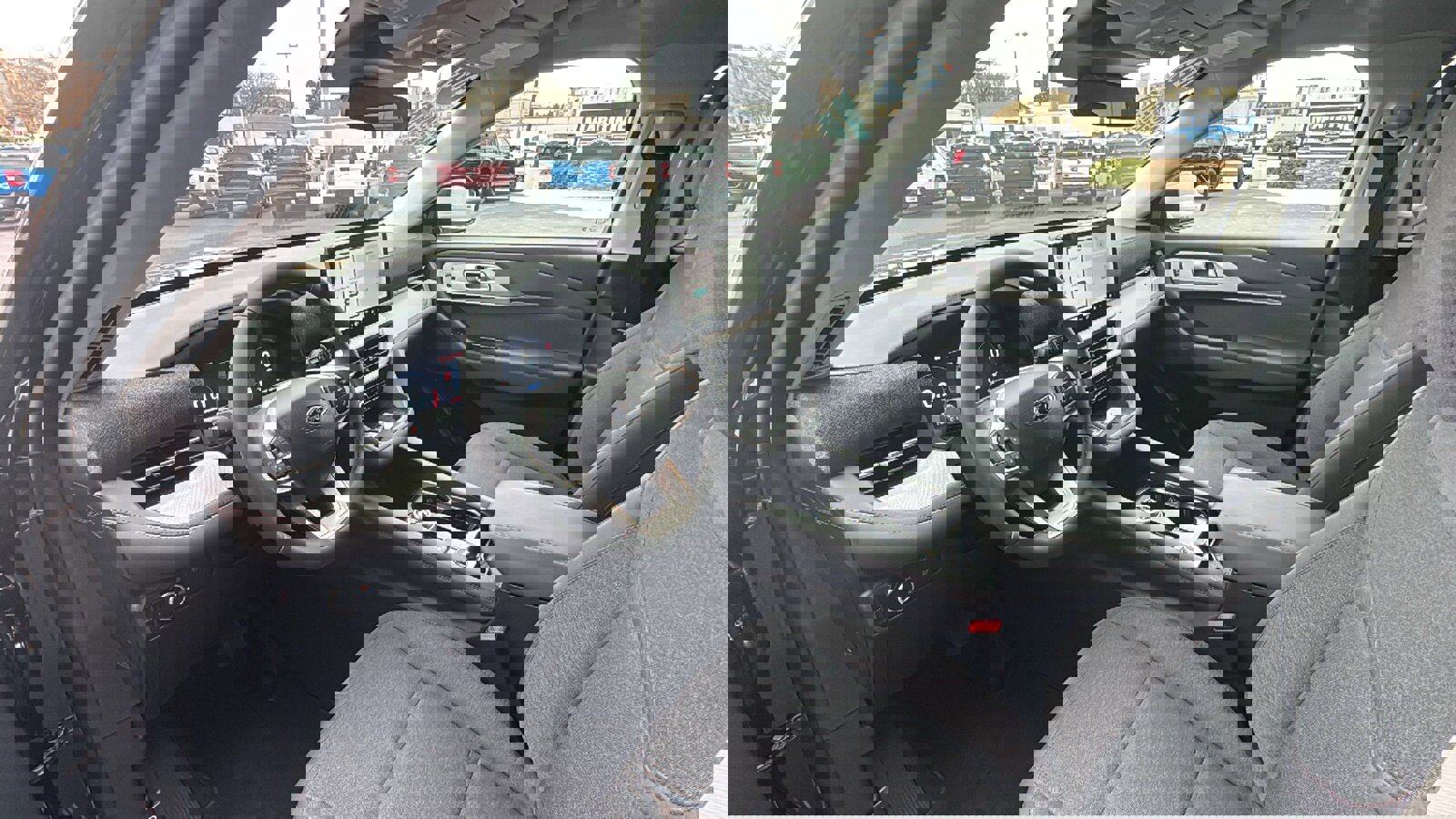 New 2026 Ford Explorer Active AWD/4WD image 14