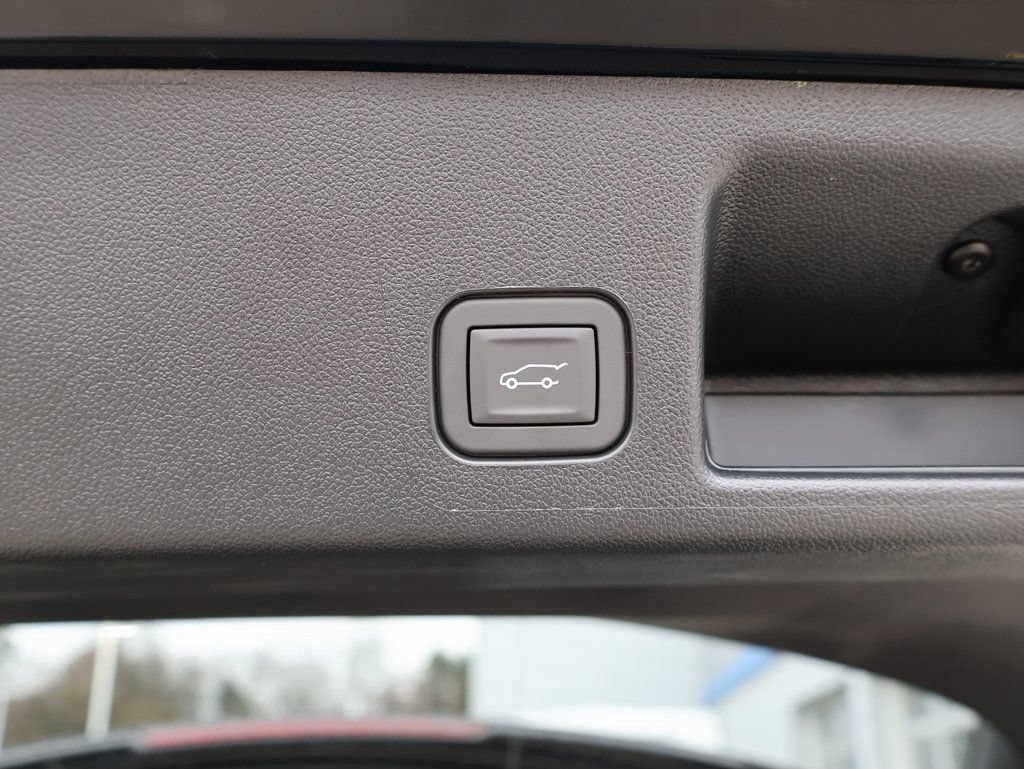 New 2026 Chevrolet Equinox EV LT w/ Convenience Package II FWD image 30