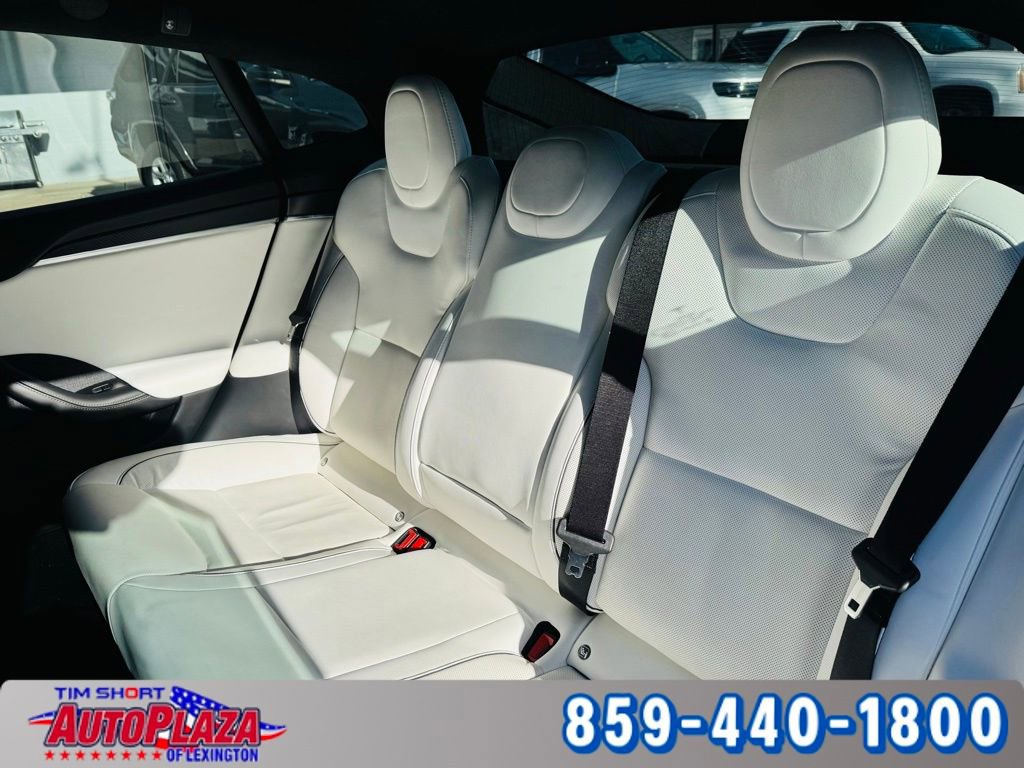 Used 2021 Tesla Model S Plaid image 33