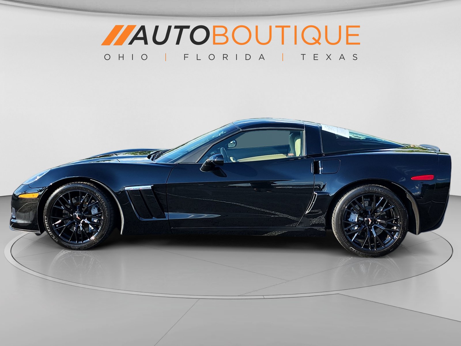 Used 2011 Chevrolet Corvette Grand Sport w/ Preferred Equipment Group RWD image 2