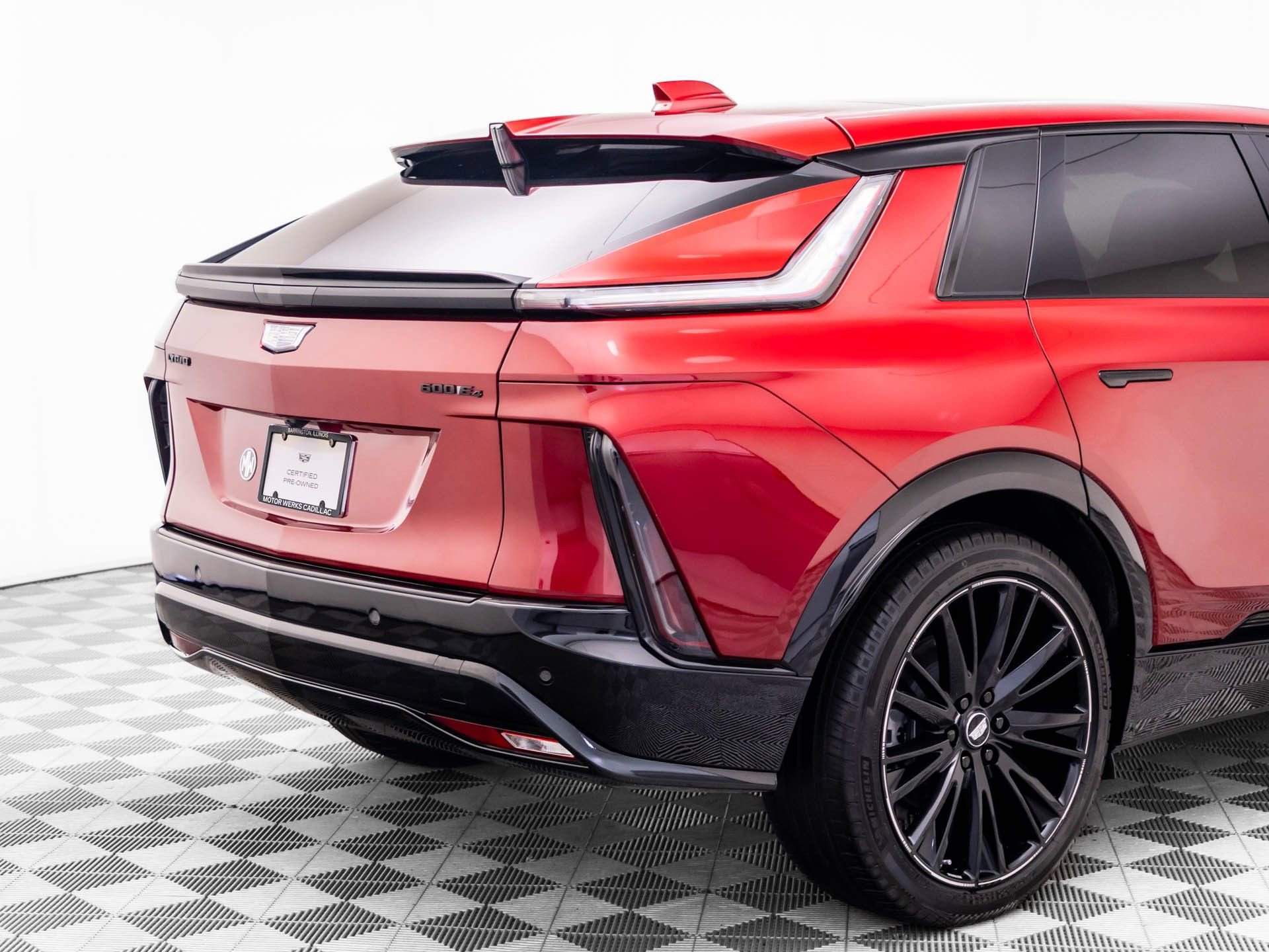 Certified 2024 Cadillac Lyriq Tech AWD/4WD image 42