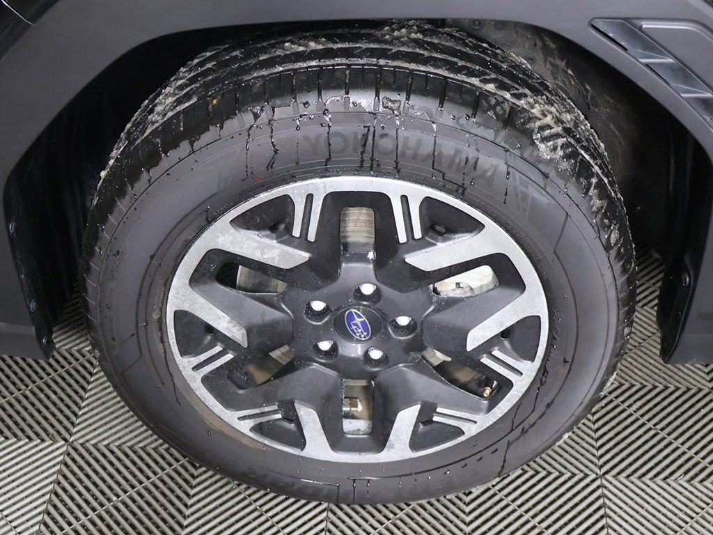Used 2025 Subaru Forester Premium image 18