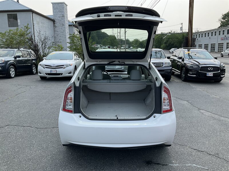 Used 2012 Toyota Prius Four FWD image 11