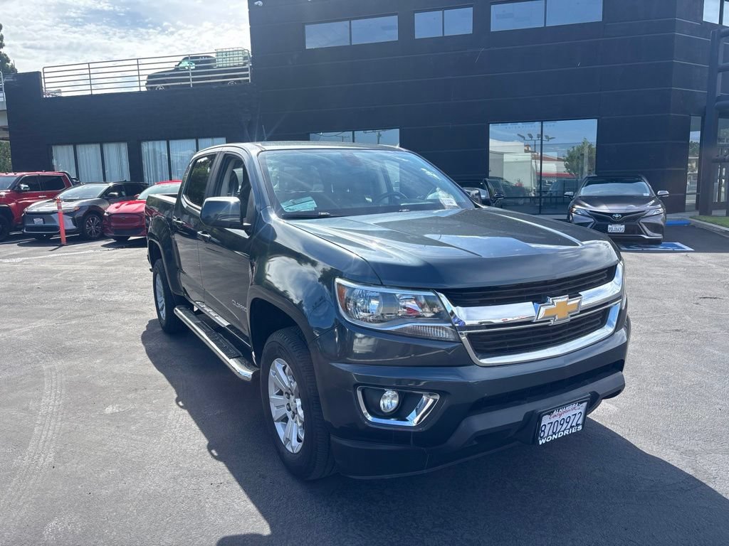 Used 2017 Chevrolet Colorado LT w/ LT Convenience Package RWD image 2