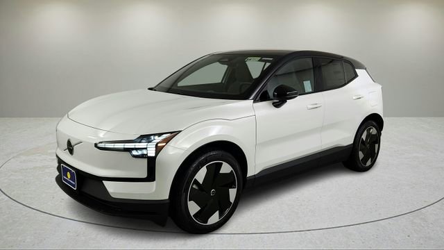 New 2026 Volvo EX30 Plus w/ Climate Package AWD/4WD image 8