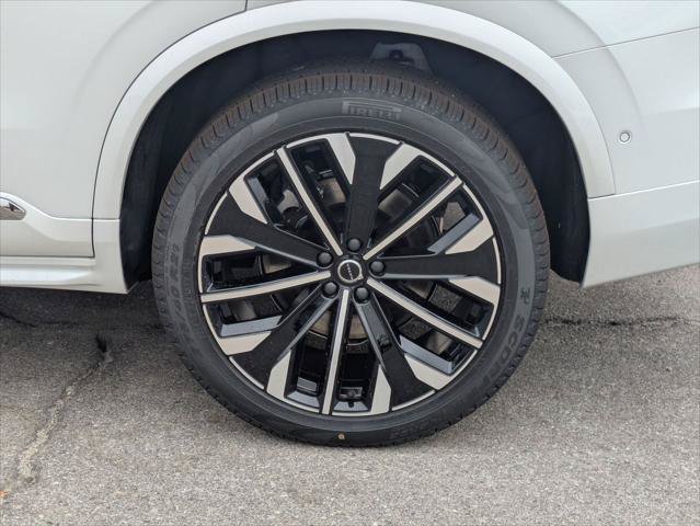 New 2026 Volvo XC90 B6 Plus w/ Protection Package AWD/4WD image 6