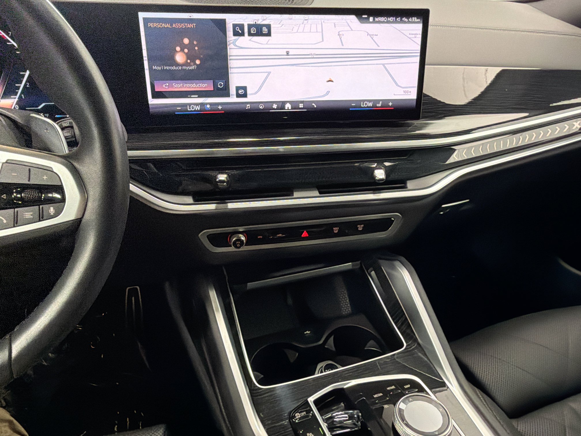 Used 2024 BMW X6 xDrive40i w/ Executive Package AWD/4WD image 27