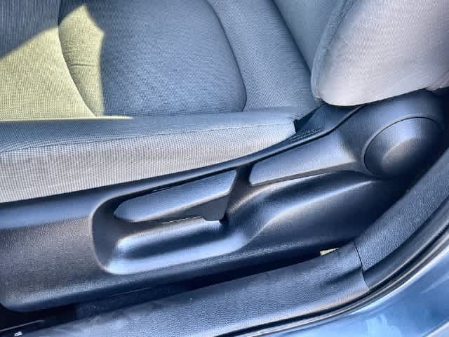 Used 2020 Toyota Corolla LE FWD image 30