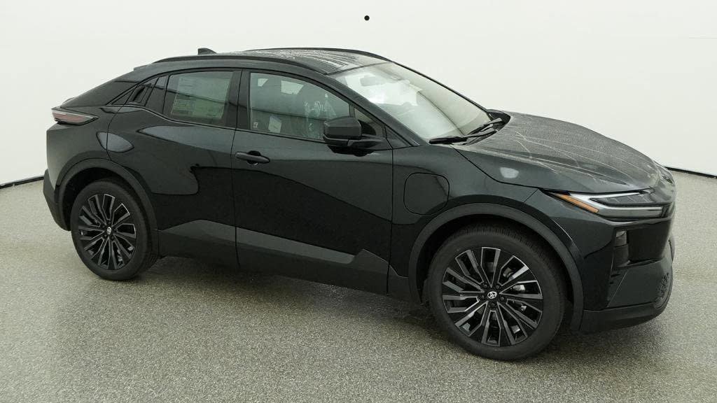 New 2026 Toyota C-HR AWD/4WD image 12