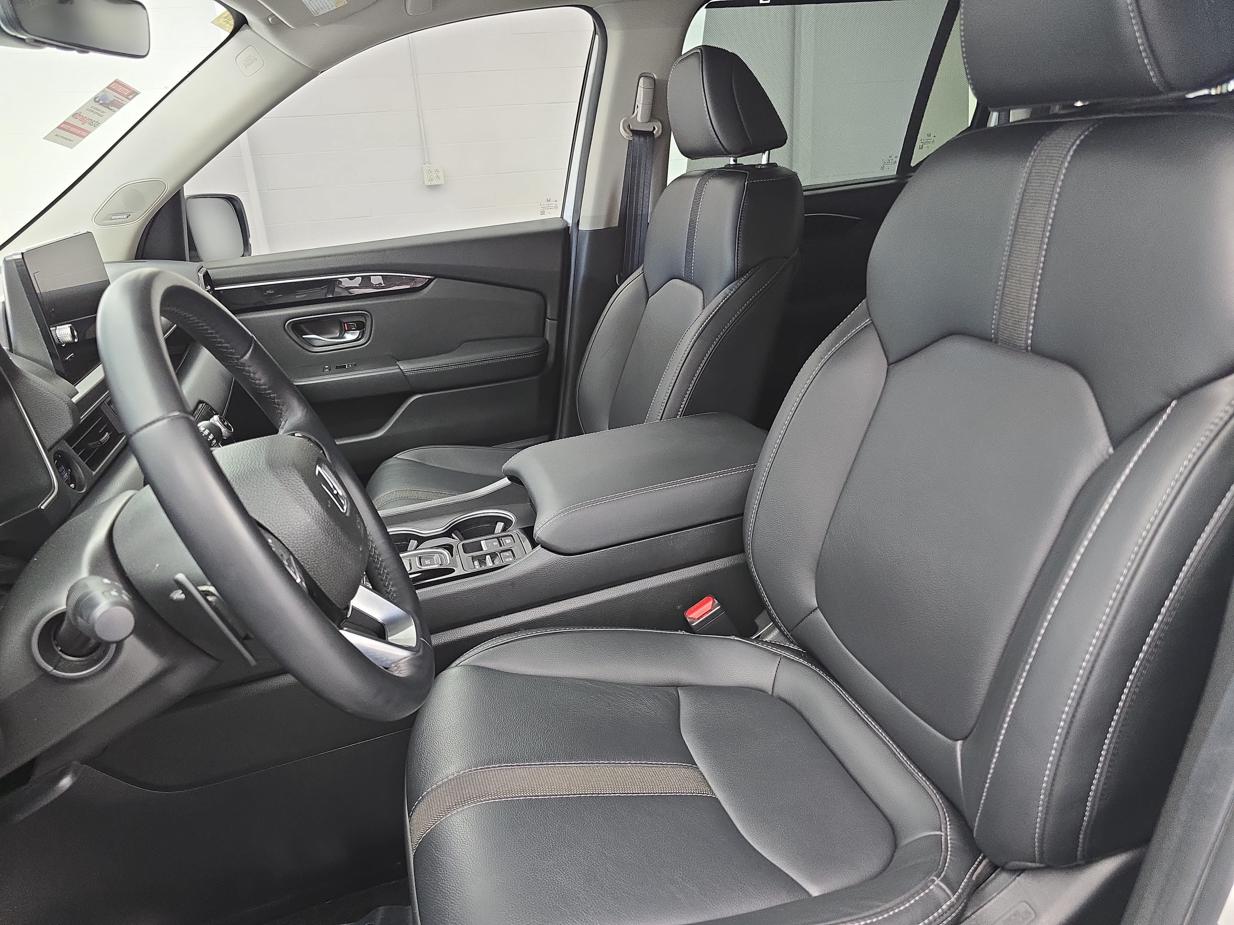 Certified 2025 Honda Pilot Touring image 16