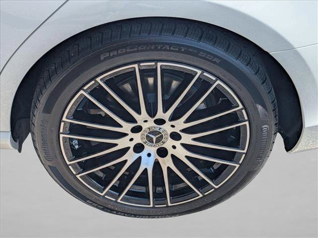 Used 2025 Mercedes-Benz C 300 4MATIC Sedan image 26