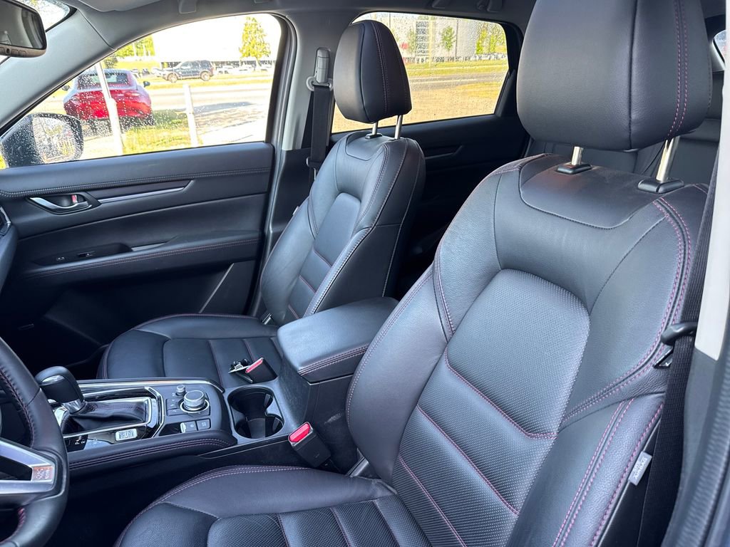 Used 2024 MAZDA CX-5 Carbon Edition image 9