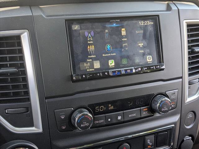 Used 2019 Nissan Titan SV w/ SV Convenience Package AWD/4WD image 14