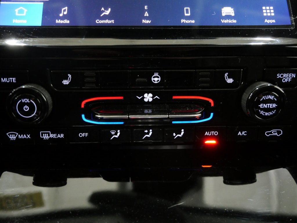 Used 2022 Jeep Grand Cherokee L Limited image 20