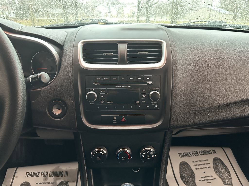 Used 2012 Dodge Avenger SE image 13