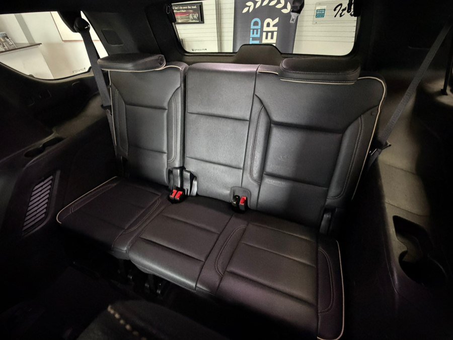 Used 2024 Chevrolet Tahoe Premier AWD/4WD image 52