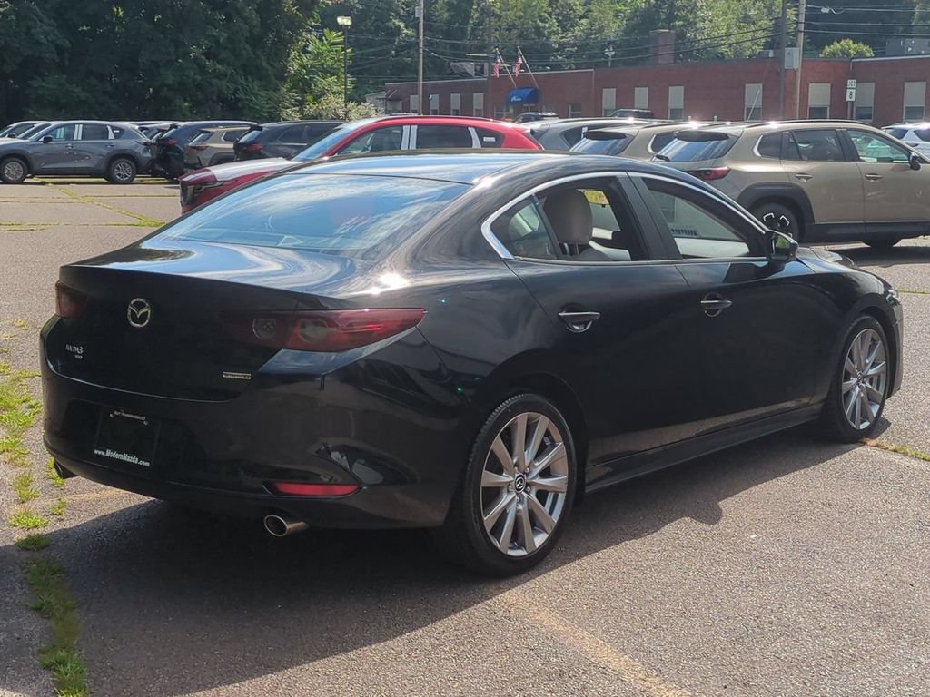 Used 2019 MAZDA MAZDA3 AWD Sedan w/ Select Package image 4