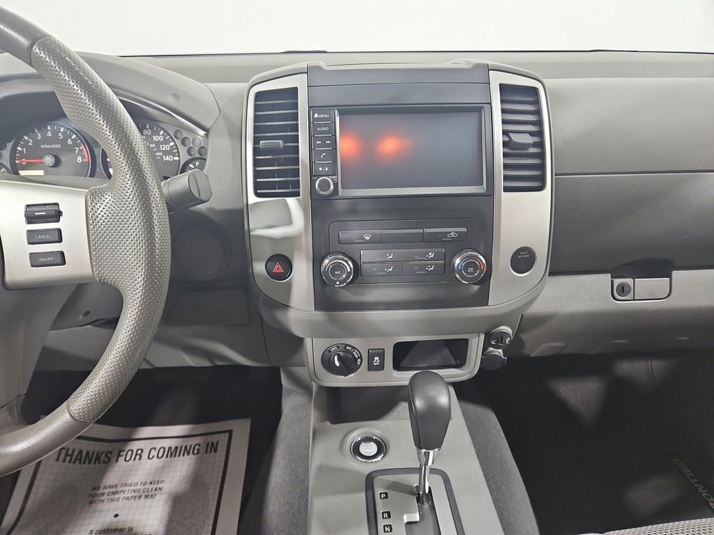 Used 2021 Nissan Frontier SV AWD/4WD image 18