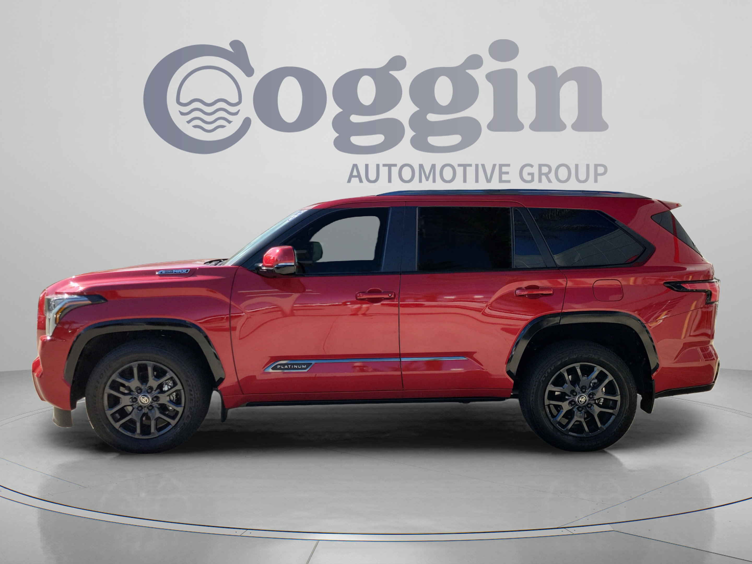 Certified 2025 Toyota Sequoia Platinum AWD/4WD image 2