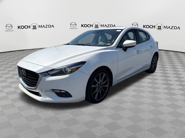 Used 2018 MAZDA MAZDA3 Grand Touring w/ Premium Equipment Package image 3