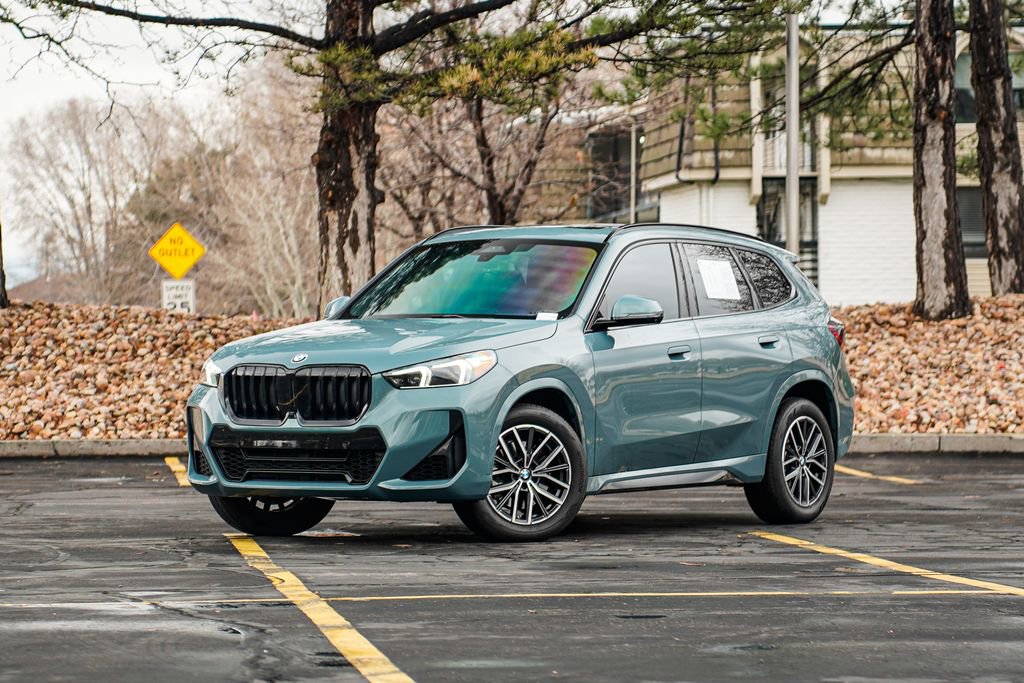 Used 2024 BMW X1 xDrive28i w/ Premium Package image 1