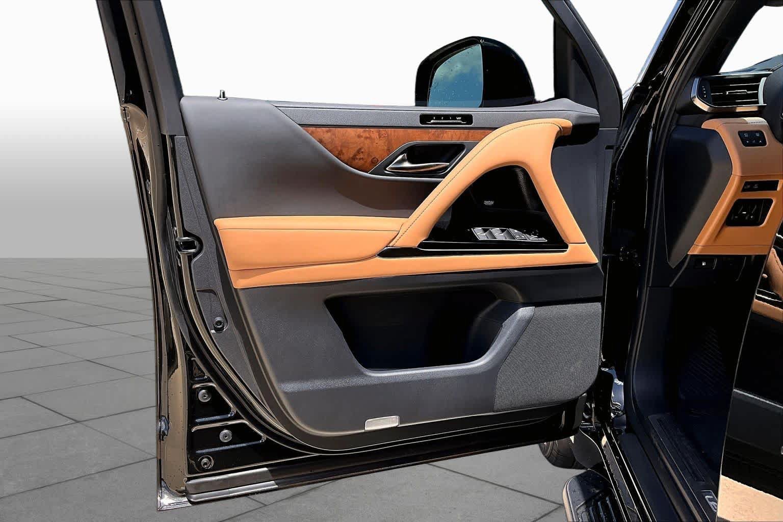 New 2026 Lexus LX 700h Luxury AWD/4WD image 10