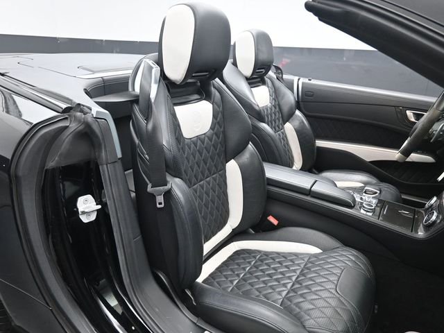 Used 2015 Mercedes-Benz SL 63 AMG image 25
